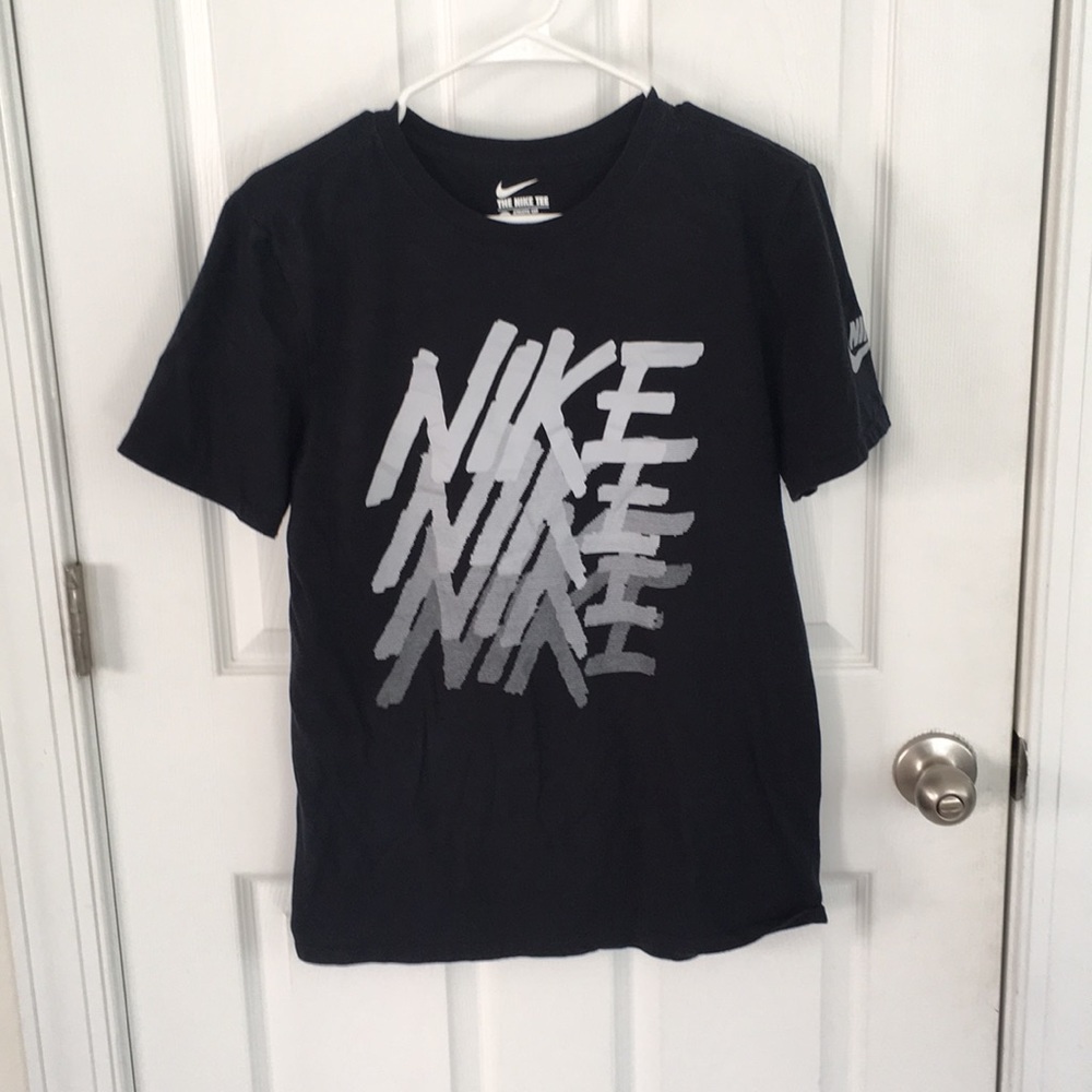 Black Nike Tee w/ Gray Logo